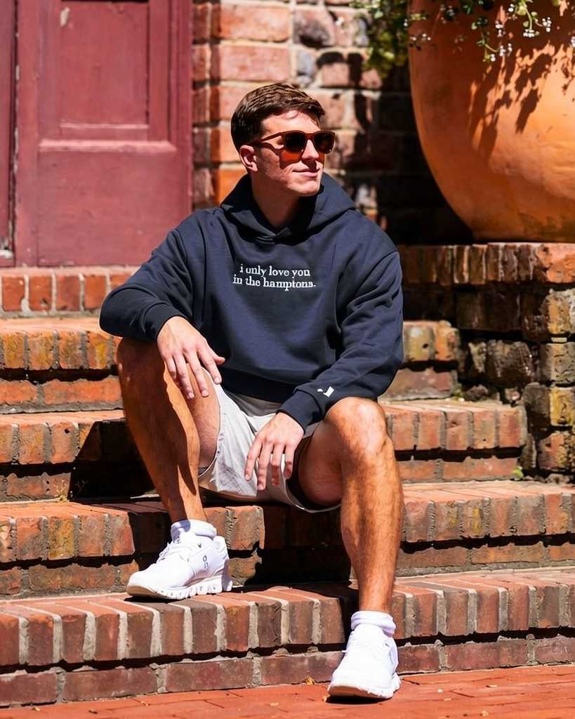 i only love you in the hamptons Heavyweight Hoodie